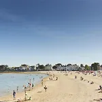 400m De La Plage, Jardin, Maison Pour 5