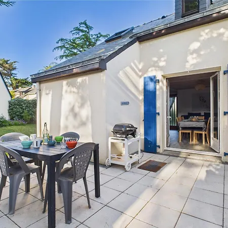 Holiday home 400m De La Plage, Jardin, Maison Pour 5 *