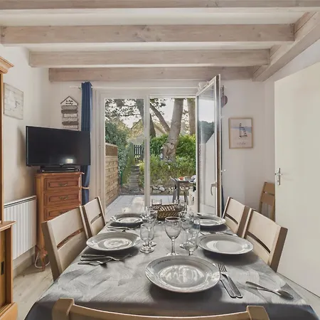 Дом отдыха 400m De La Plage, Jardin, Maison Pour 5 Ле-Пулиген